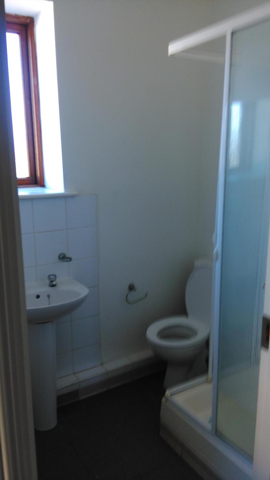 2 Bedroom, 2 Bathroom *